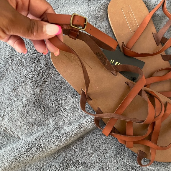 Forever 21 Genuine Leather Ankle Strap Sandals - Picture 4 of 4